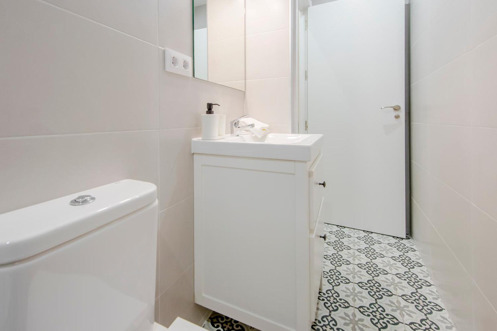 شقة Nuevo Apt Para 7 Pax En Malasana - Gran Via E1 مدريد المظهر الخارجي الصورة
