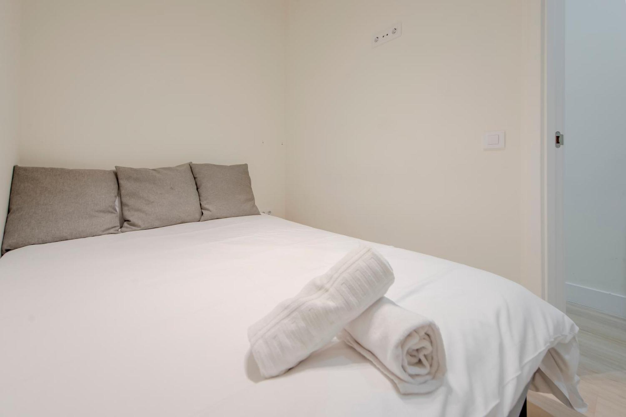 شقة Nuevo Apt Para 7 Pax En Malasana - Gran Via E1 مدريد المظهر الخارجي الصورة
